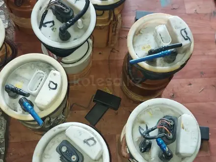 Бензостанция в сборе с насосом и поплавком (бензонасос, поплавок, корпус) за 25 000 тг. в Алматы – фото 8
