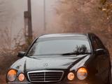 Mercedes-Benz E 280 1995 годаүшін2 700 000 тг. в Талдыкорган
