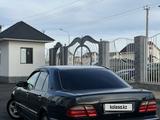 Mercedes-Benz E 280 1995 годаүшін2 700 000 тг. в Талдыкорган – фото 3