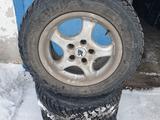 Зимняя резина с дисками R-15 за 75 000 тг. в Караганда