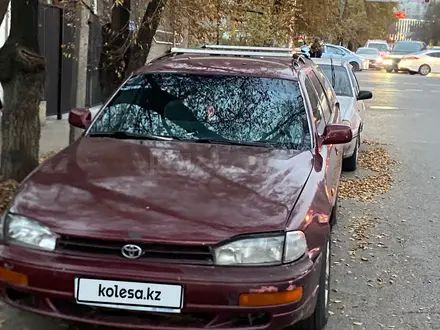 Toyota Camry 1993 года за 1 700 000 тг. в Алматы – фото 4