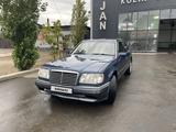 Mercedes-Benz E 220 1993 года за 1 800 000 тг. в Жезказган – фото 3