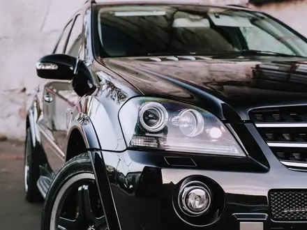 Mercedes-Benz ML 63 AMG 2006 года за 9 500 000 тг. в Петропавловск – фото 10