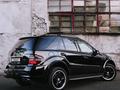 Mercedes-Benz ML 63 AMG 2006 года за 9 500 000 тг. в Петропавловск – фото 19