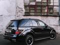 Mercedes-Benz ML 63 AMG 2006 года за 9 500 000 тг. в Петропавловск – фото 20