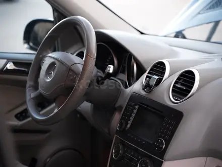 Mercedes-Benz ML 63 AMG 2006 года за 9 500 000 тг. в Петропавловск – фото 55