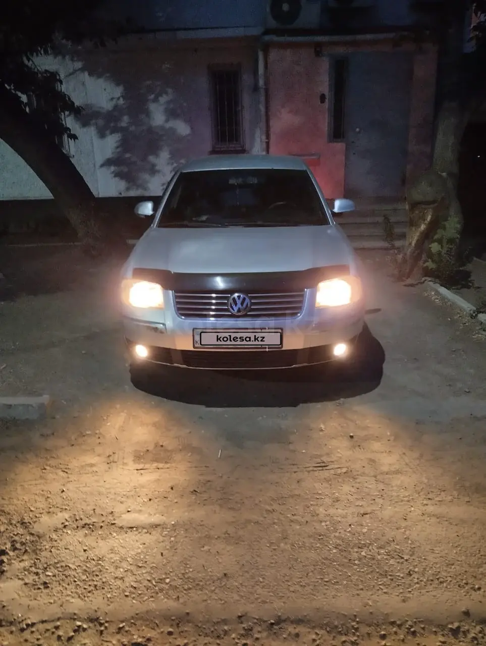 Volkswagen Passat, 2005