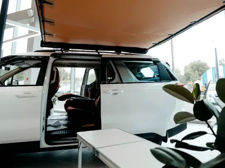 Kia Carnival Luxe 2026 года за 21 990 000 тг. в Алматы – фото 5