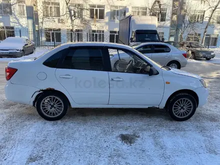 ВАЗ (Lada) Granta 2190 2013 года за 2 000 000 тг. в Астана – фото 3