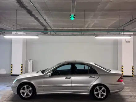 Mercedes-Benz C 240 2002 года за 3 200 000 тг. в Алматы – фото 7