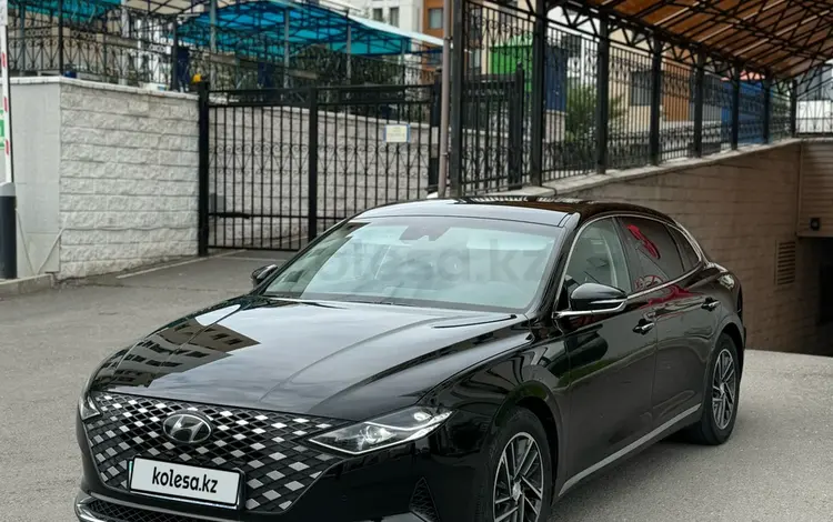 Hyundai Grandeur 2020 годаfor13 800 000 тг. в Астана