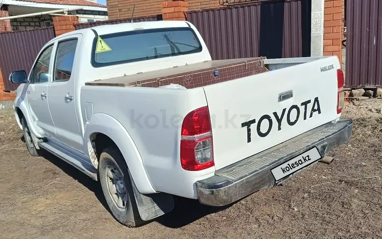 Toyota Hilux 2013 года за 10 000 000 тг. в Актобе