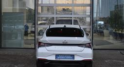 Hyundai Elantra 2023 годаfor11 590 000 тг. в Астана – фото 4