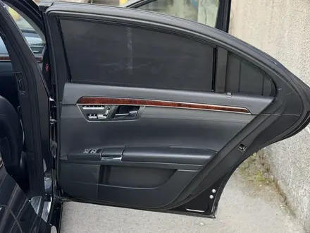 Mercedes-Benz S 500 2007 года за 9 500 000 тг. в Алматы – фото 35