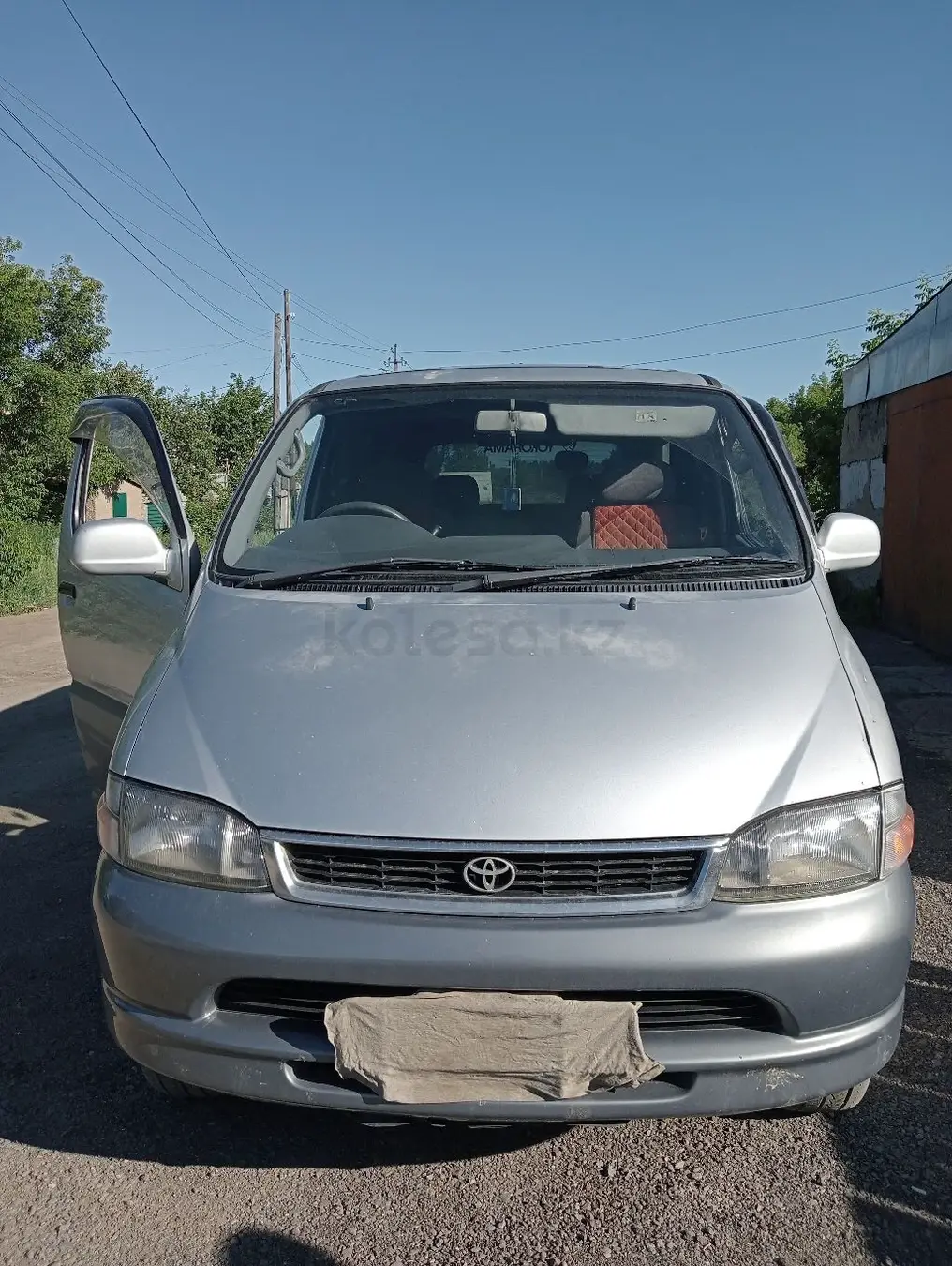 Toyota Granvia, 1996
