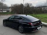 Hyundai Sonata 2022 года за 13 500 000 тг. в Алматы – фото 4