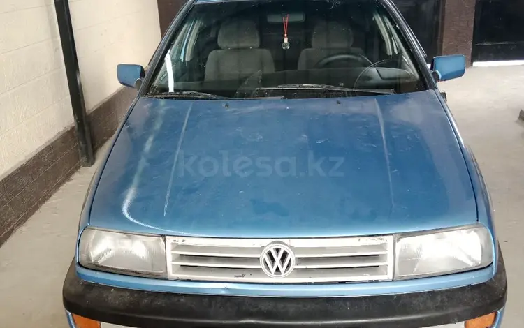 Volkswagen Vento 1994 года за 1 380 000 тг. в Шымкент