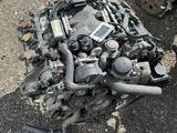 Двигатель мерс 272 221 кузов за 700 000 тг. в Семей – фото 2