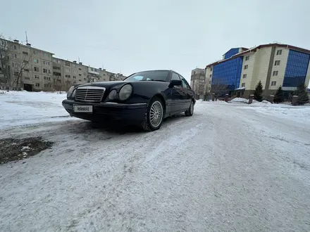 Mercedes-Benz E 320 1998 года за 3 600 000 тг. в Степногорск