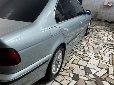 BMW 523 1997 года за 3 000 000 тг. в Тараз – фото 4