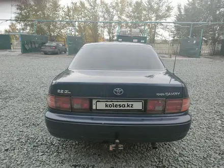 Toyota Camry 1994 года за 2 750 000 тг. в Экибастуз – фото 2