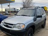 Chevrolet Niva 2014 года за 3 000 000 тг. в Уральск – фото 2