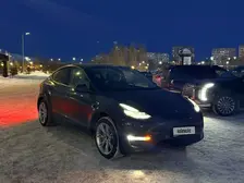 Tesla Model Y, 2023