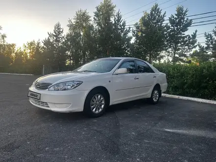 Toyota Camry 2005 года за 5 000 000 тг. в Петропавловск – фото 2