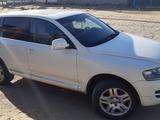 Volkswagen Touareg 2005 годаүшін4 500 000 тг. в Алматы