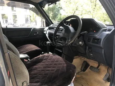 Mitsubishi Pajero 1993 года за 1 700 000 тг. в Алматы – фото 5