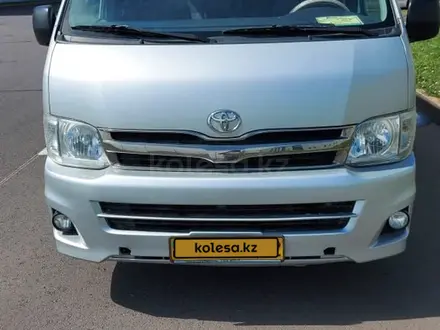 Toyota  Hiace 2012 года за 8 460 000 тг. в Астана