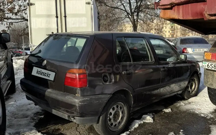 Volkswagen Golf 1993 года за 700 000 тг. в Алматы