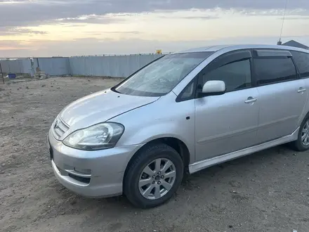 Toyota Ipsum 2001 года за 3 000 000 тг. в Атырау