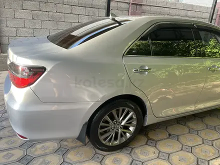 Toyota Camry 2016 года за 11 500 000 тг. в Шымкент – фото 3