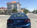 Hyundai Elantra 2019 года за 4 650 000 тг. в Актау – фото 2