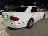 Mercedes-Benz E 320 2000 года за 4 500 000 тг. в Жанаозен – фото 3