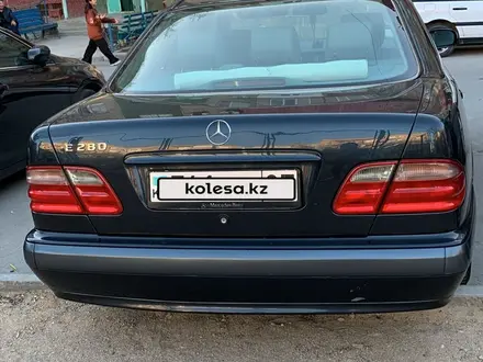 Mercedes-Benz E 280 2000 года за 5 500 000 тг. в Актау – фото 6