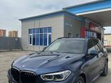 BMW X5 2019 года за 37 000 000 тг. в Астана – фото 2