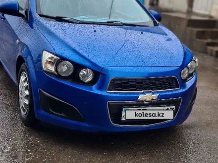 Chevrolet Aveo 2014 года за 2 800 000 тг. в Шымкент – фото 4