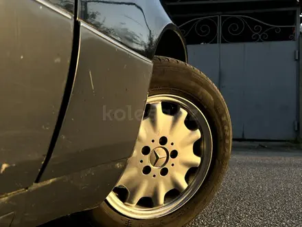 Mercedes-Benz E 230 1992 года за 1 600 000 тг. в Шымкент – фото 11