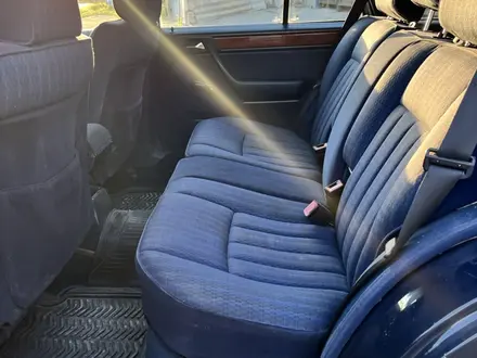 Mercedes-Benz E 230 1992 года за 1 600 000 тг. в Шымкент – фото 8