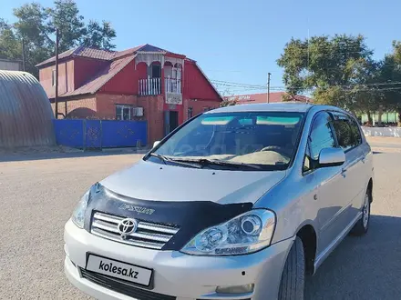 Toyota Ipsum 2004 года за 5 500 000 тг. в Курмангазы – фото 2