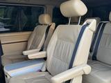 Volkswagen Multivan 2008 года за 8 500 000 тг. в Усть-Каменогорск – фото 3