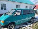 Volkswagen Caravelle 1991 годаfor3 000 000 тг. в Есик