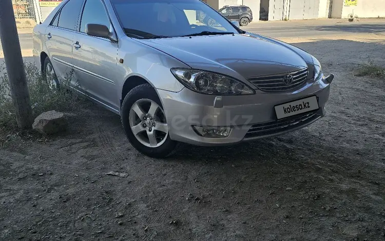 Toyota Camry 2004 года за 3 600 000 тг. в Жанаозен