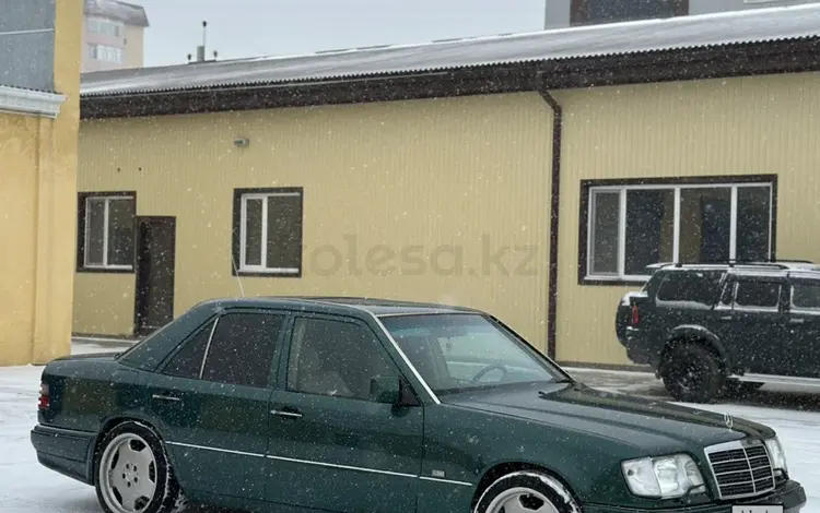 Mercedes-Benz E 320 1994 годаfor3 550 000 тг. в Атырау