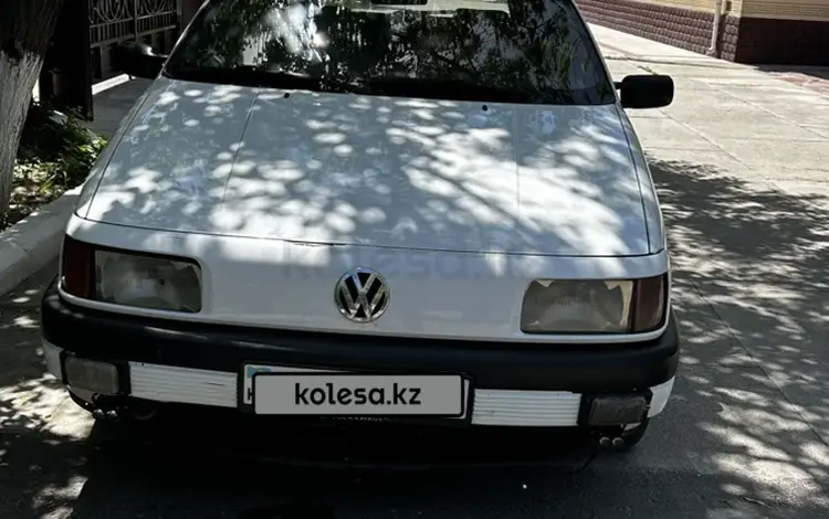 Volkswagen Passat 1990 годаүшін2 000 000 тг. в Тараз