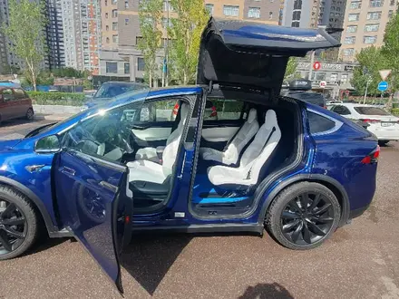 Tesla Model X 2018 года за 40 000 000 тг. в Астана – фото 2