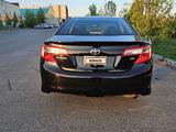 Toyota Camry 2014 года за 6 800 000 тг. в Уральск – фото 5