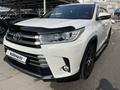 Toyota Highlander 2018 года за 23 500 000 тг. в Алматы – фото 5